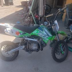 Dirt Bike Bundle 1400$