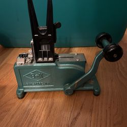 Floral stemming machine