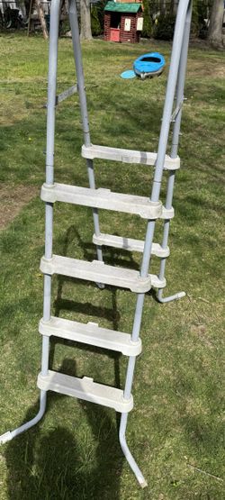 Pool Ladder
