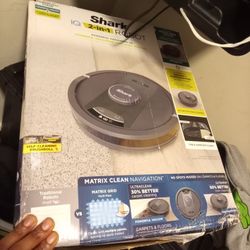 Shark Matrix 2-in-1 Mop and Robot Vacuum