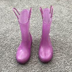 Grade school Size 3 Rain Boots 