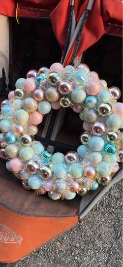 Ornament Ball Christmas Wreath Pastel Colors