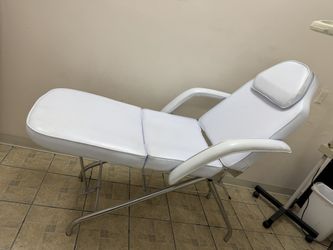Dermatek Hydraulic Facial/Esthetician Bed