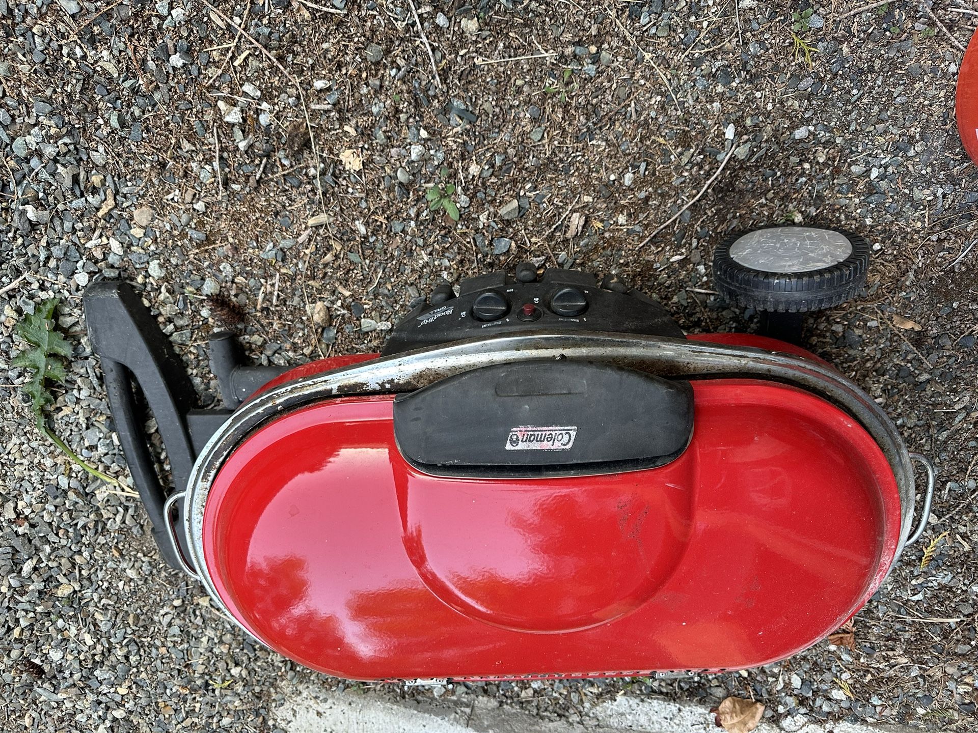 Coleman RoadTrip LXE Propane Grill With Upgrades!, image size:1920x1440