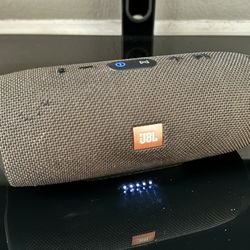 JBL Charge 3 Waterproof Bluetooth Speaker