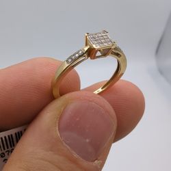 Beautiful 10k Italian gold ring with 0.10 Ct of Diamond. Take it Financed Without Credit paying $79 Fee. We are Physical Jewelry