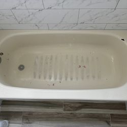 ✨🛁 REGLAZED BATHTUB🛁✨      ⭐️LIKE NEW✅ LOW COST⭐️