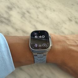 Apply Watch Ultra 2 