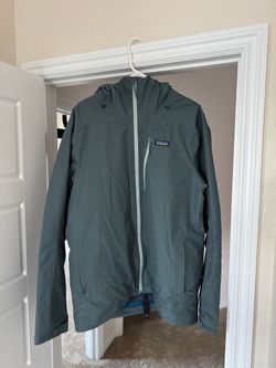 Patagonia Men’s Snowboard Jacket, Pants, Plus 686 Mens Jacket