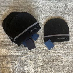 LOUIS Vuitton Beanies