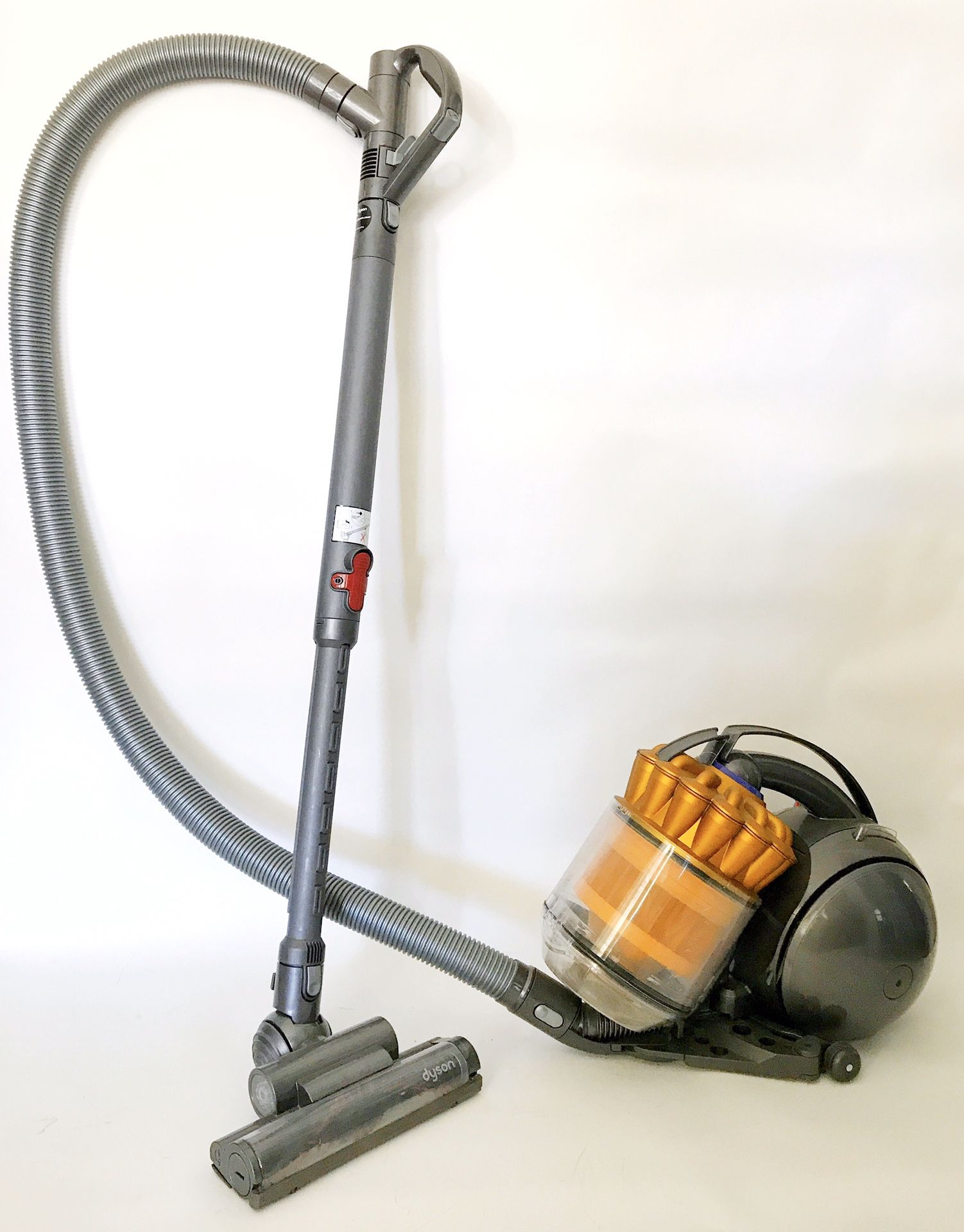 Dyson Mutli Floor Cannister Vaccum