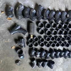 59 Piezas De 1 1/2 Y 2”.       $60