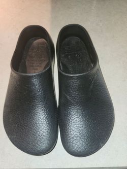 New in Box Birkenstock Supers Unisex Clogs M 9 / W 11