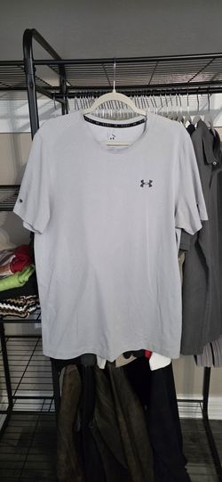 Men's Under Armour Active Shirts Size L