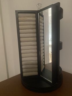 Rotating Jewelry Organizer 