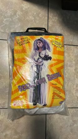 Costume