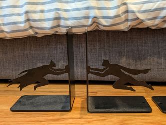 Superhero bookends