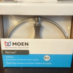 NIB MOEN Retreat Collection Hand Towel Holder 