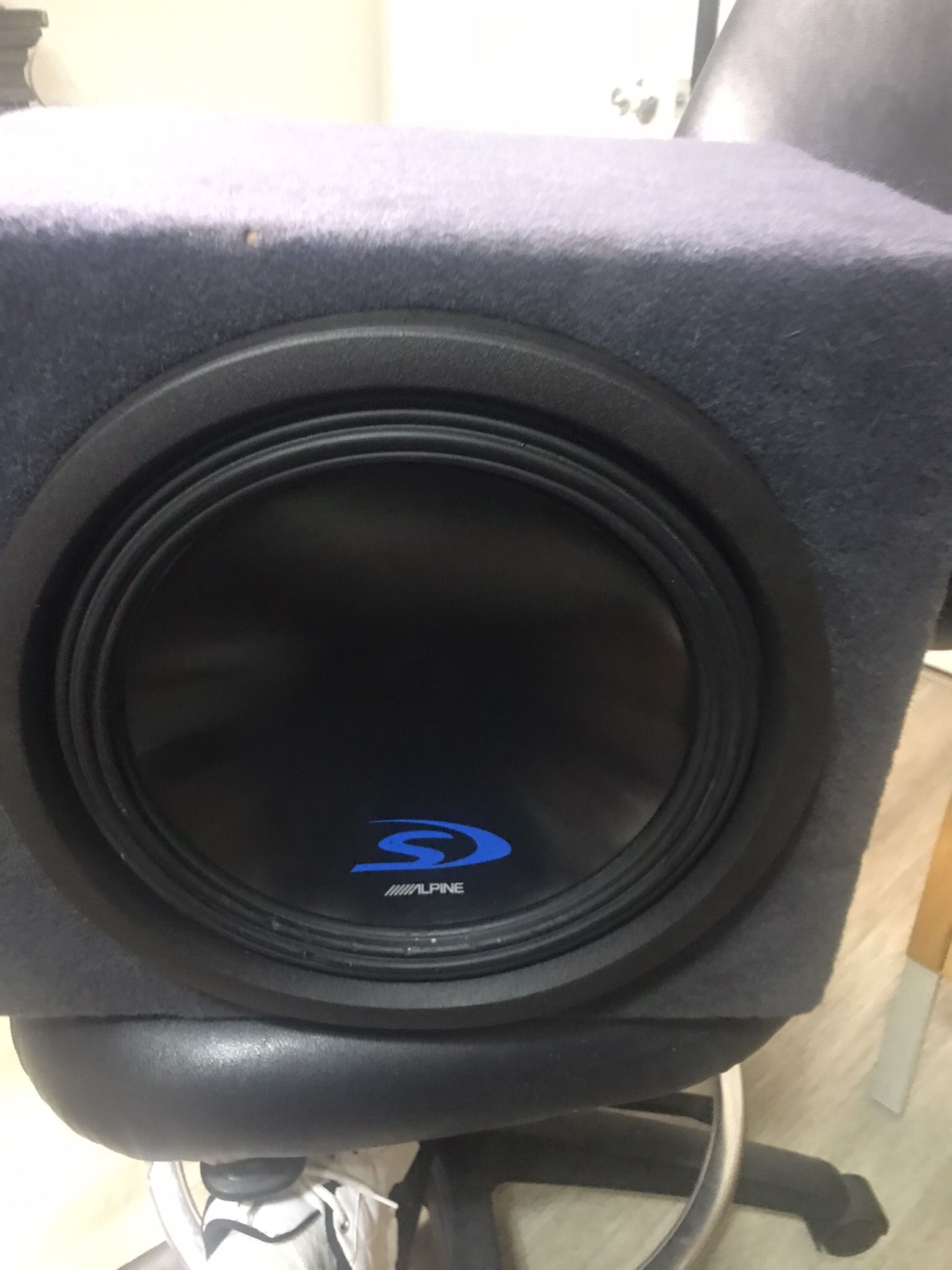 Selling Hardly Used Alpine S-W12D4 12” Type-S Subwoofer With Rearfire Sealed Enclosure And Alpine MRV-M500 Monoblock Class D Amplifier For Sale.