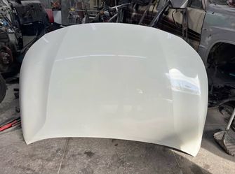 2020 Toyota Corolla OEM White Hood