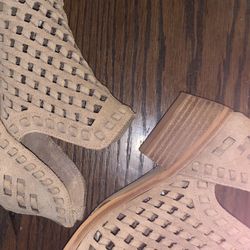 Vince Camuto Booties 