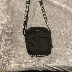 supreme body bag 