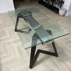 Extendable Glass Dining Table 