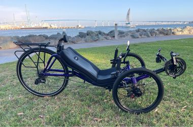CATRIKE  EXPEDITION RECUMBENT BIKE IN EXCELLENT CONDITION