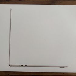 New MacBook Air 15in - Sealed