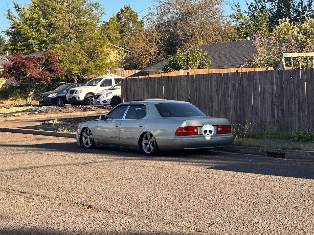 1999 Lexus LS