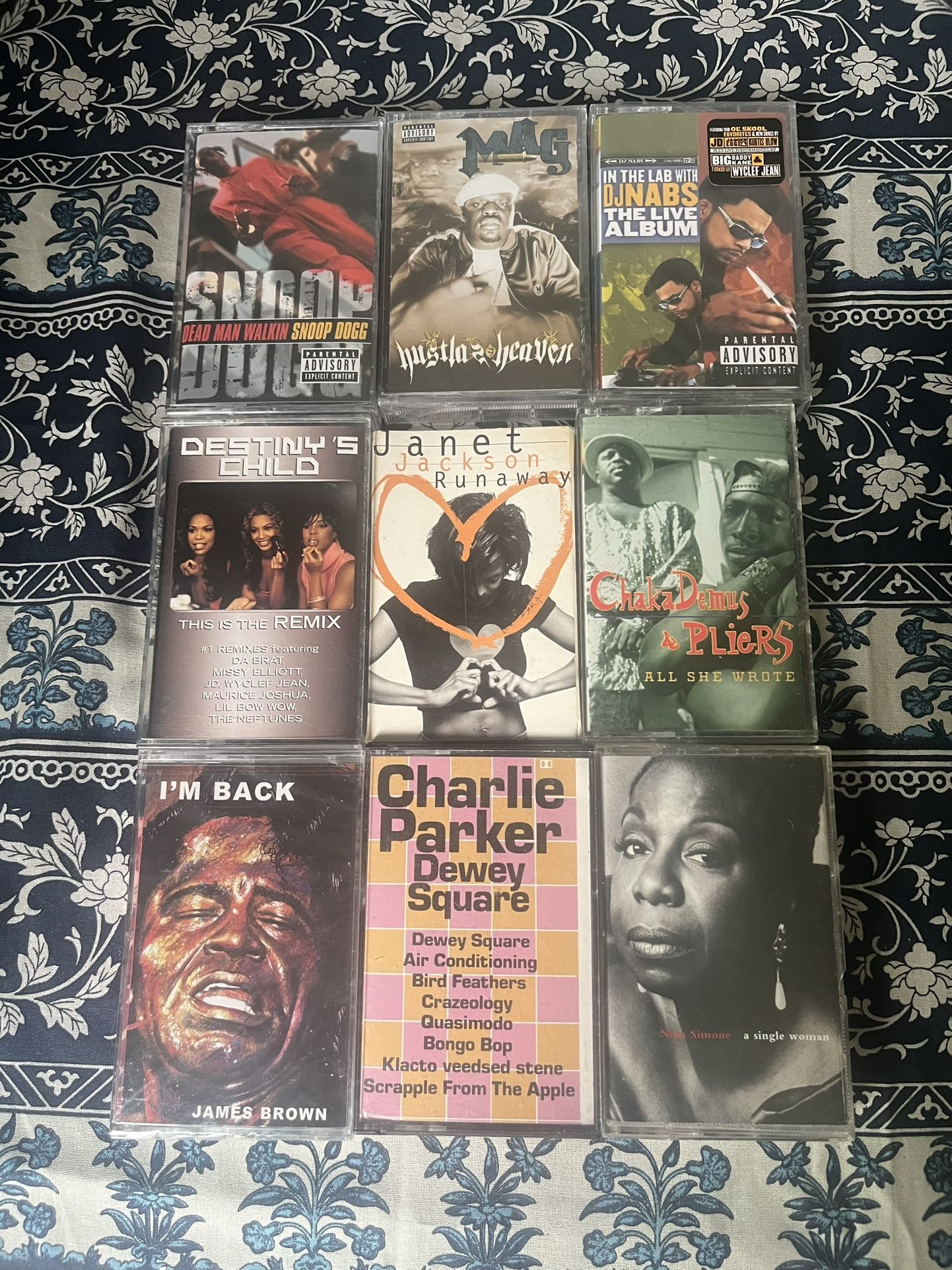 Cassette tape lot rap hip-hop, r&b, soul Nina Simone, Snoop Dogg etc