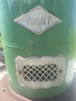 Giant 505 Vintage Green Oil Heater