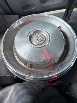 Original Cadillac 79 hubcaps  all 4