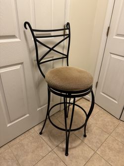Swivel Bar Stools 