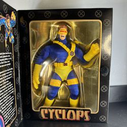 Marvel Famous Covers Collection 8 Inch Figures