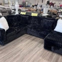 New sectional in box 📦 1599