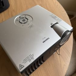 Toshiba Data Projector