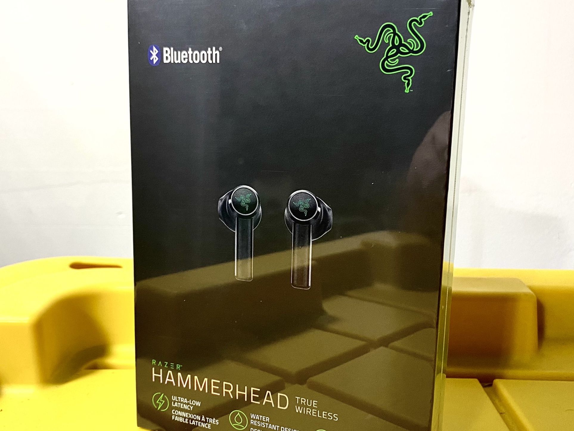 Razer Hammerhead Bluetooth Headphones (NEW)