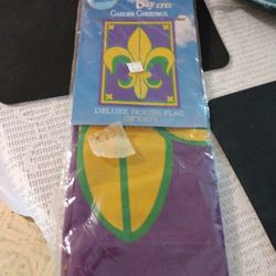 NEW GARDEN FLAG