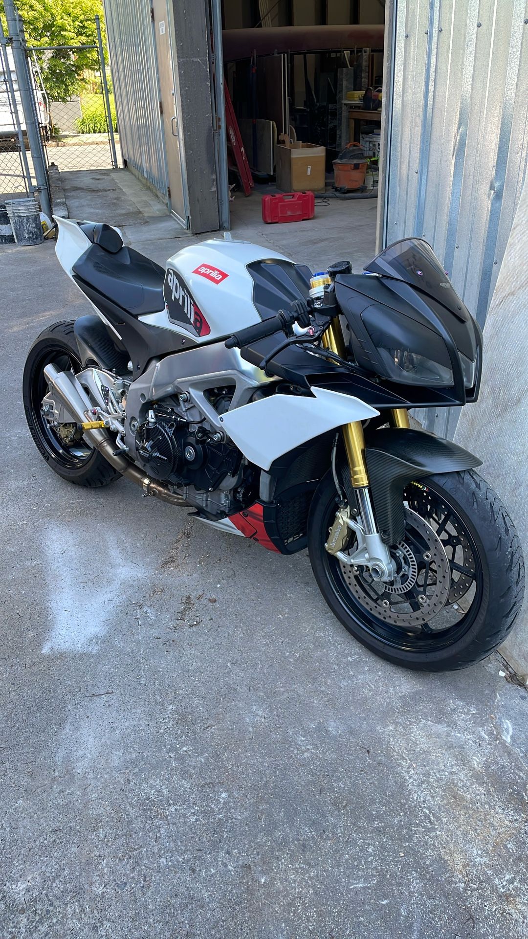 2014 Aprilia Tuono/rsv4