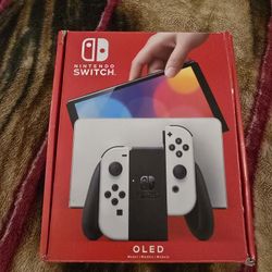 Nintendo Switch OLED + Extras (USED)