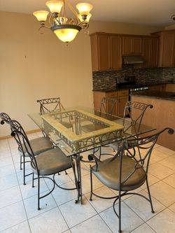 Dining Table and Bakers Rack Set