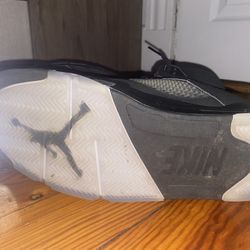Jordan 5 Metallic 