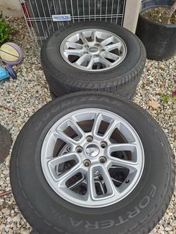 Used 17” 4 tires- Jeep Grand Cherokee