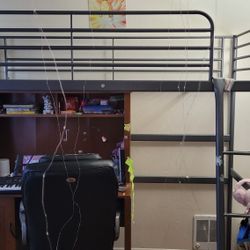 Heavy-duty Metal Twin Size Loft Bed Frame & Ladder