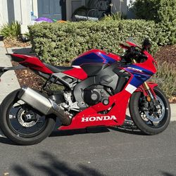 2024 Honda CBR1000rr