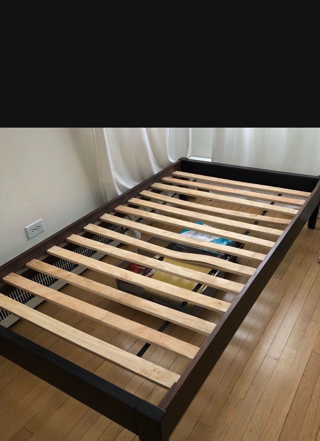 Twin bed