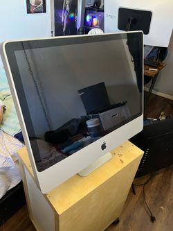 Apple iMac All-in-One Desktop Computer