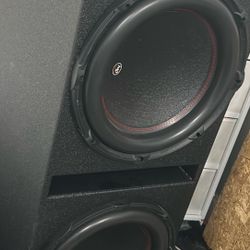 15 Inch Dual Audiopipe 1600 Watts Each Speaker 