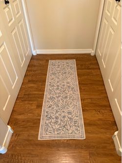 Runner rug